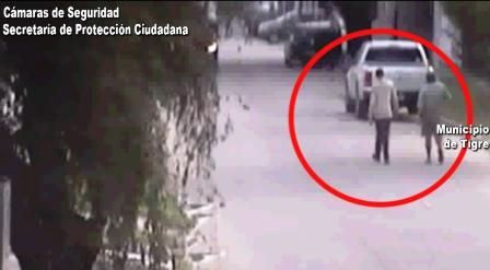 Las cámaras de Tigre los atraparon intentando abrir una camioneta