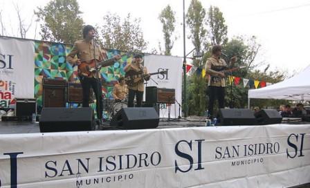 Villa Adelina festejó sus 110 años al ritmo de Los Beatles