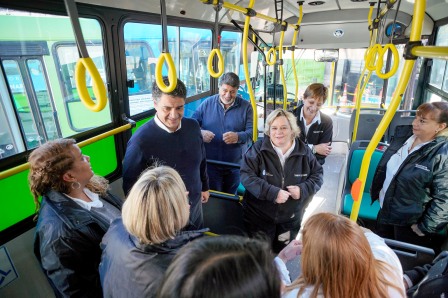 Vicente López inauguró un nuevo recorrido del Transporte del Bicentenario