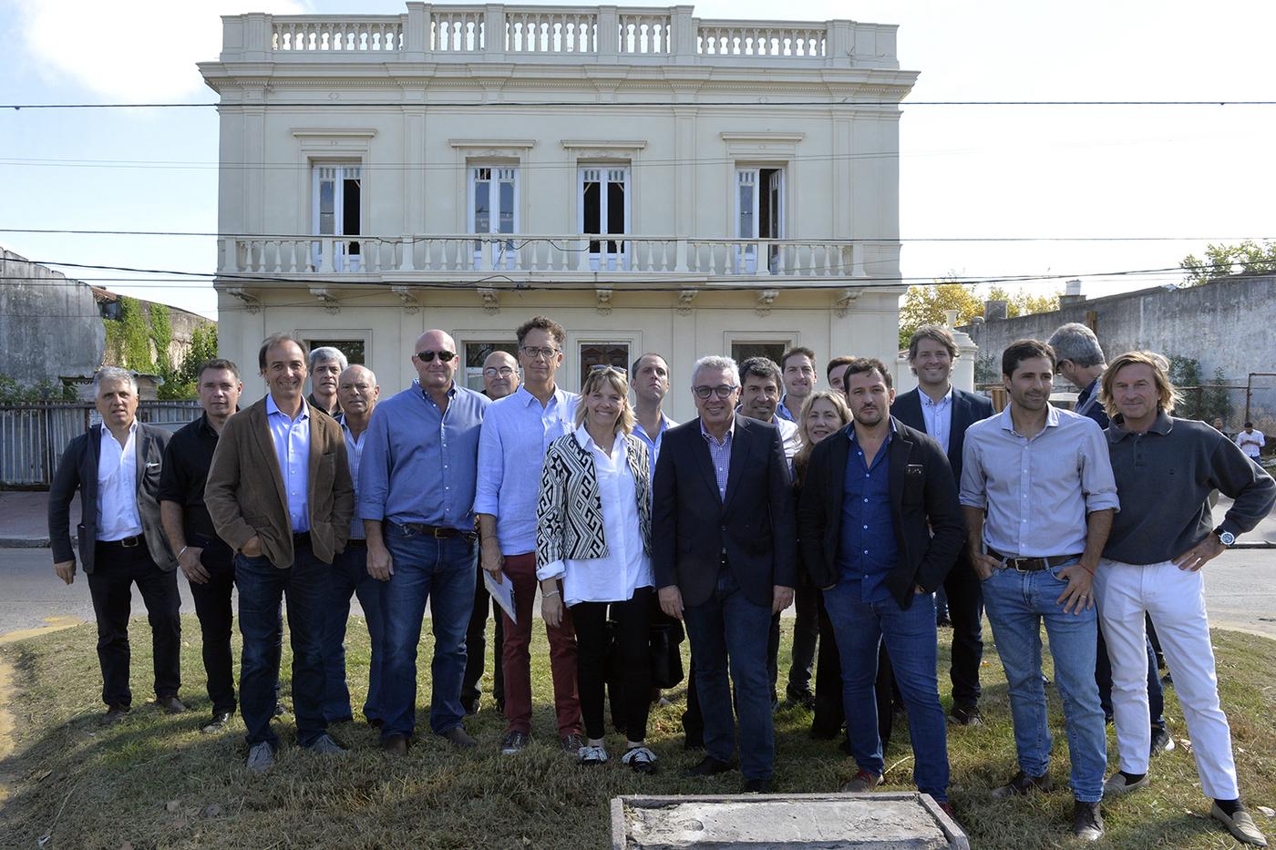 ulio Zamora, realizó una recorrida por 10 emprendimientos inmobiliarios en Distrito Tigre Sur, junto a inversores, desarrolladores y funcionarios locales.