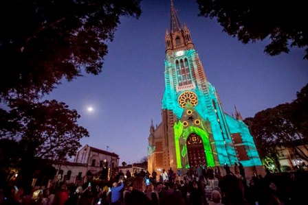Cientos de vecinos celebraron las fiestas patronales de San Isidro