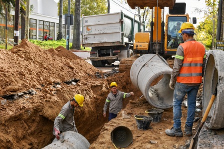 San Fernando lleva adelante una importante obra hidráulica en la calle Belgrano