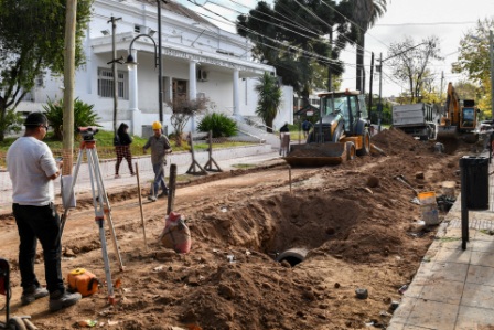 San Fernando lleva adelante una importante obra hidráulica en la calle Belgrano