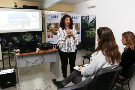 Taller en “El Nido” sobre la importancia del juego sin pantallas en los niños