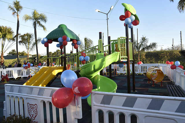Julio ZAmora Reinauguró la Plaza Raúl Alfonsín en Pacheco