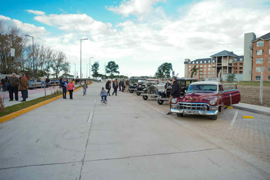 Vicente López inauguró el boulevard Lavalle y suma un acceso al Paseo de la Costa Vicente López inauguró el boulevard Lavalle y suma un acceso al Paseo de la Costa