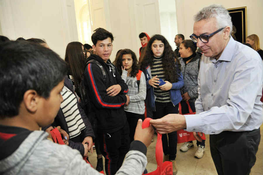Julio Zamora recibió a alumnos de Islas en el Palacio Municipal de Tigre
