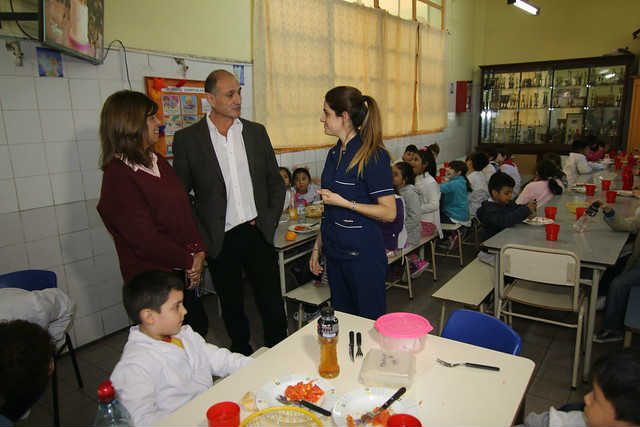 El programa de alimentación escolar de San Isidro llega a casi 100 escuelas públicas