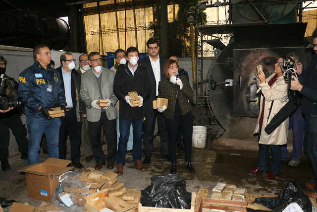 San Isidro: queman gran cantidad de droga secuestrada a la banda narco “Los Monos”