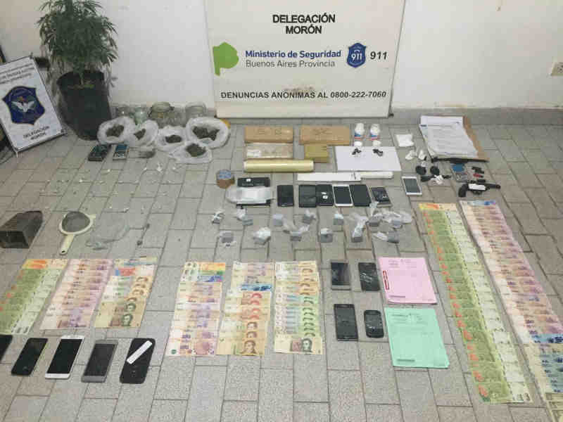 Fue detenido en Vicente López “Marcos”, un jefe narco que usaba una parrilla dedicada a Boca como pantalla para vender droga Fue detenido en Vicente López “Marcos”, un jefe narco que usaba una parrilla dedicada a Boca como pantalla para vender droga