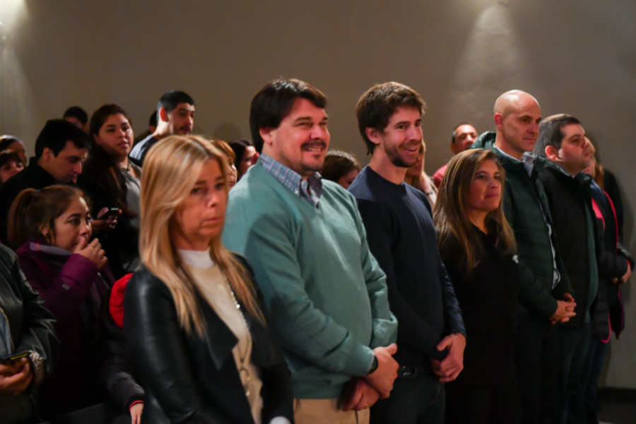 Andreotti participó del acto de los Jardines Maternales Municipales por el Día de la Bandera en San Fernando