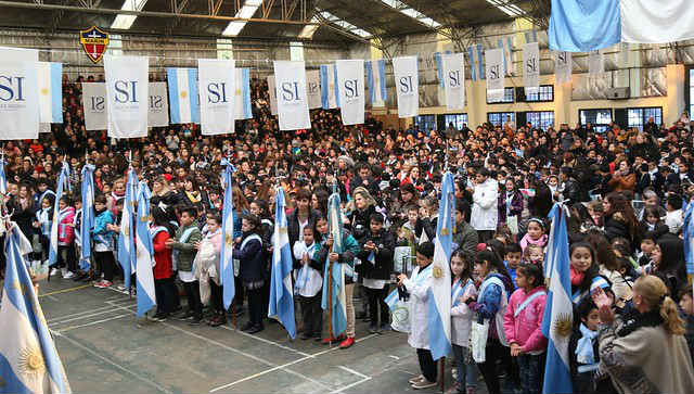Más de 2 mil alumnos prometieron Lealtad a la Bandera en San Isidro