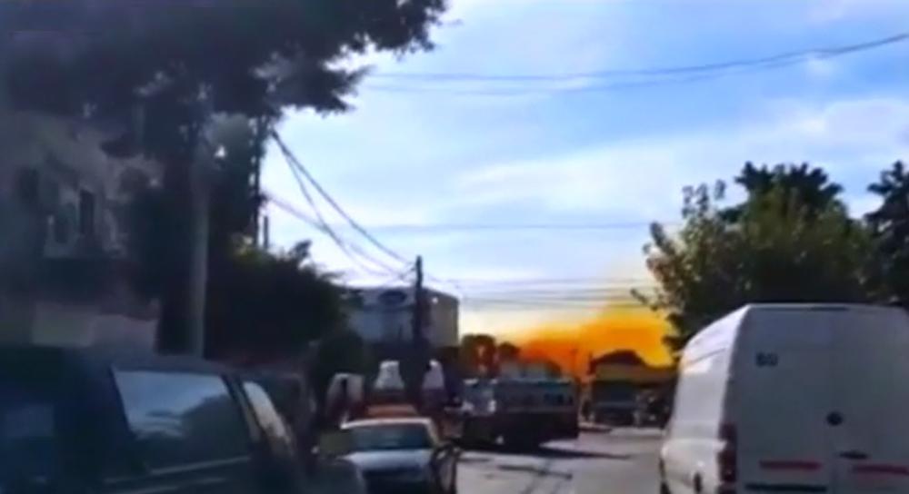 Explotó un contenedor con ácido nítrico en Villa Bosch Explotó un contenedor con ácido nítrico en Villa Bosch