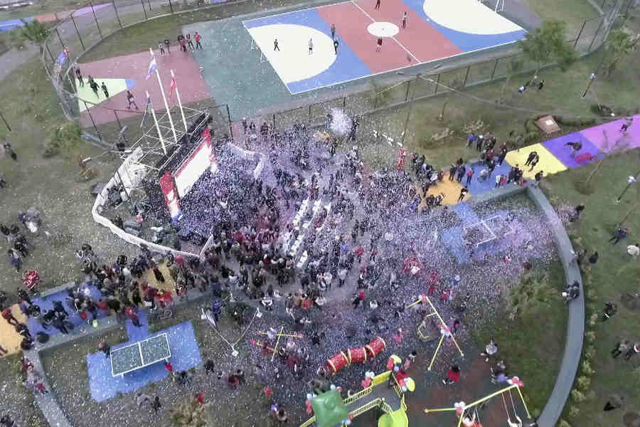 Julio Zamora en la inauguración de los nuevos juegos y remodelación de la plaza N°38 “Eva Perón”