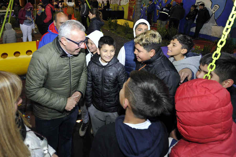 Inauguración de los nuevos juegos y remodelación de la plaza N°39 “San Francisco” en el barrio Almirante Brown de El Talar