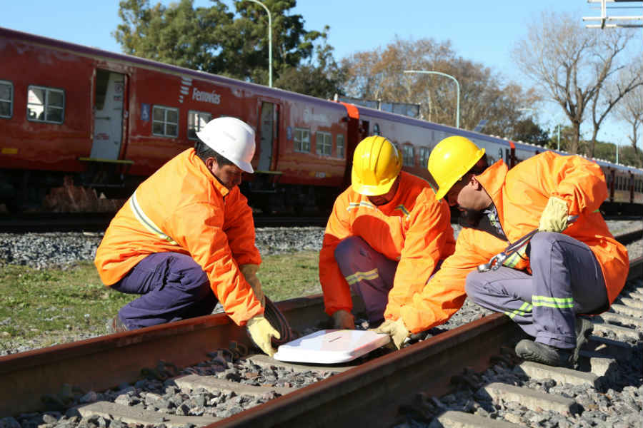 Comenzó la instalación del sistema de frenado automático en el tren Belgrano Norte Comenzó la instalación del sistema de frenado automático en el tren Belgrano Norte