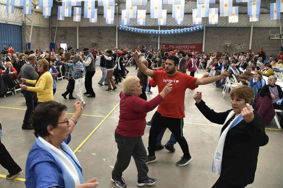 La Peña Patria de la Tercera Edad de Tigre reunió a más de 1.000 vecinos de todas las localidades