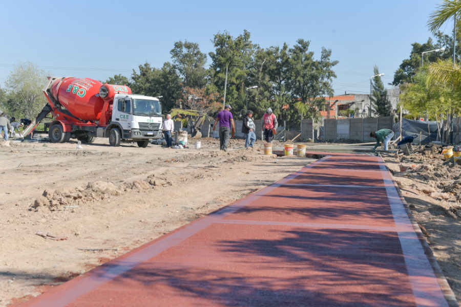 Juan Andreotti supervisó el avance de la obra de ampliación del Parque del Bicentenario
