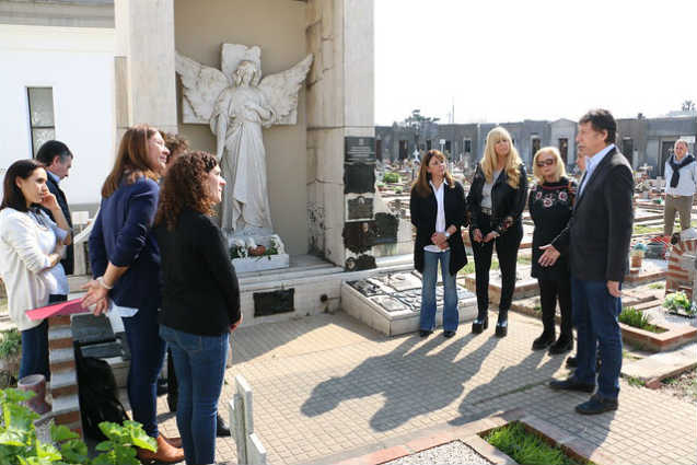 San Isidro homenajeó a las víctimas del incendio de la zapatería de Martínez de 1950