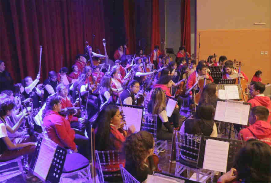 Tigre vivió el 1° Encuentro de Orquestas Infanto-juveniles en el Teatro Municipal Pepe Soriano