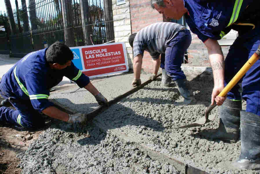 El Municipio avanza en la construcción de veredas en El Talar