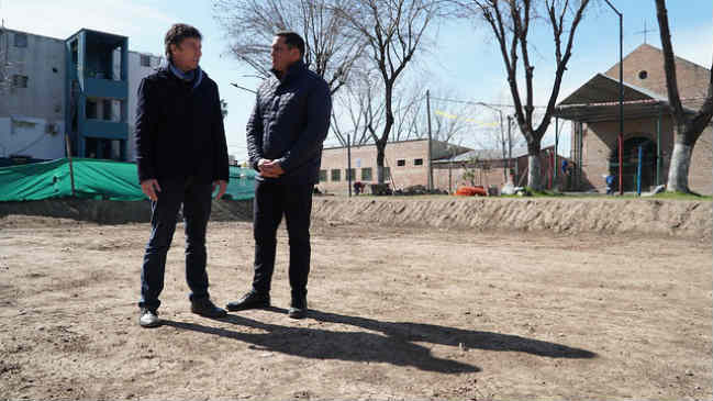 San Isidro construye novedosa plaza que también sirve como reservorio 