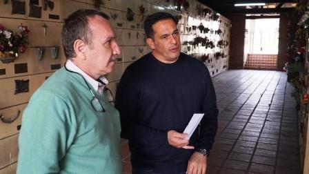 San Isidro denuncia vandalismo en el cementerio de Boulogne San Isidro denuncia vandalismo en el cementerio de Boulogne