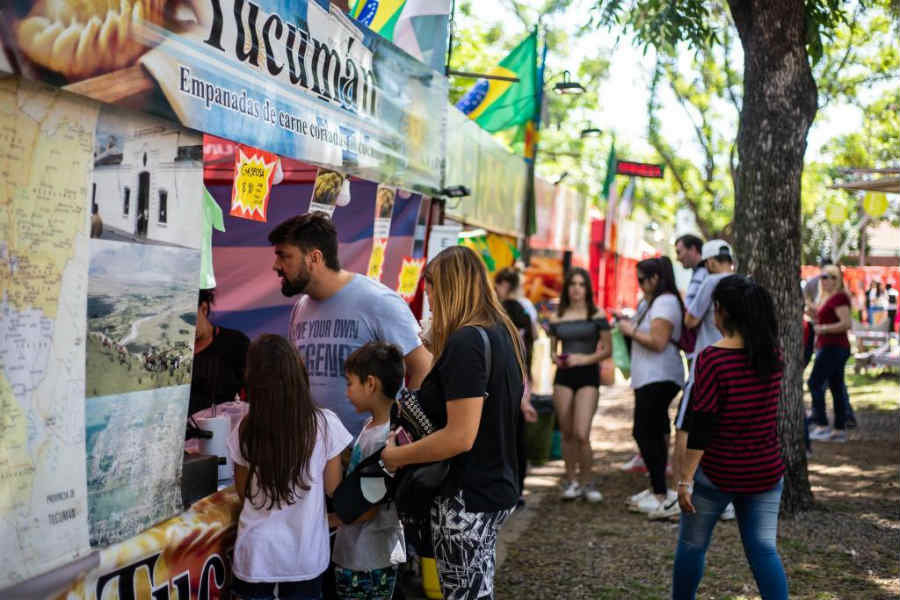 Llega la feria de las colectividades a Vicente López Llega la feria de las colectividades a Vicente López