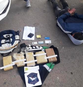 Detuvieron en Virrey del Pino a “Chavito”, le secuestraron 6,5 kilos de marihuana