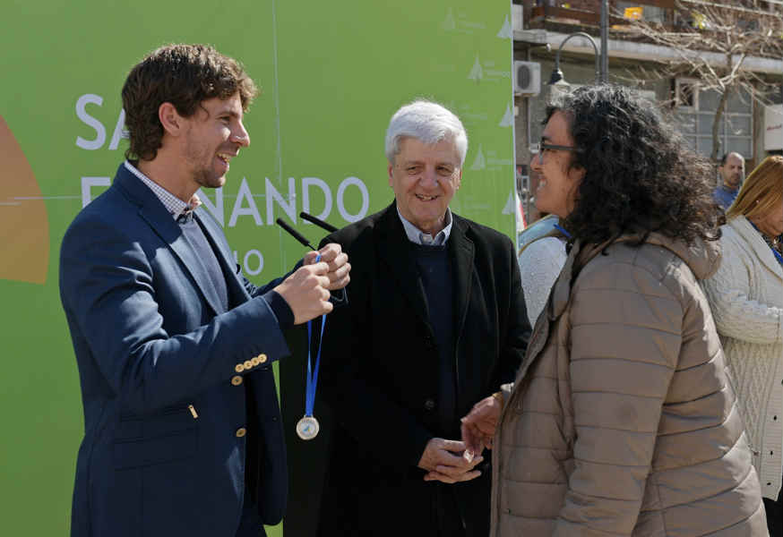 Andreotti homenajeó a los docentes sanfernandinos en el Día del Maestro
