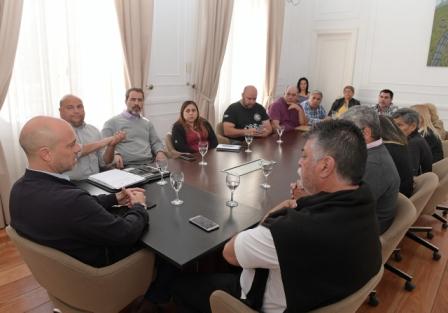 San Fernando acordó con los gremios un nuevo aumento salarial del 15% para los empleados municipales