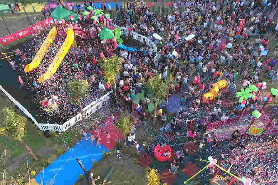 Julio Zamora inauguró en Benavídez los nuevos juegos y remodelación de la Plaza de la Libertad 