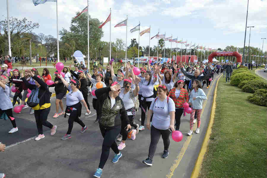 En Tigre, Vecinos y visitantes participaron de la caminata ALCO 2019 contra la obesidad