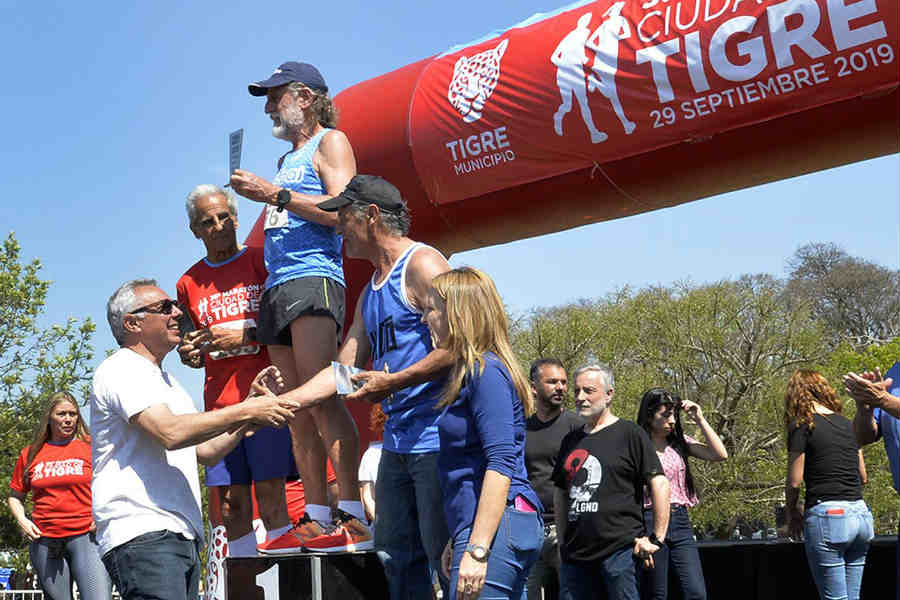 La 36 edición de la Maratón Ciudad de Tigre unió a la familia y el deporte