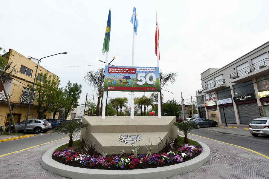 Julio Zamora inauguró el remodelado Boulevard Castiglioni en Rincón de Milberg