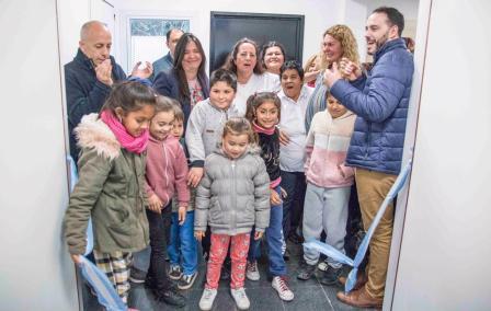 Ducoté inauguró la puesta en valor del Centro de Atención Primaria de Pinazo