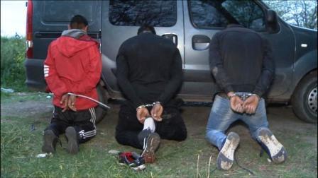 Tras un tiroteo cayó banda que vendía LSD con la imagen de la cruz esvástica en la vera del Río Matanza