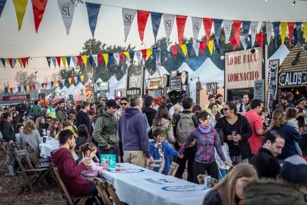 Más de 30 mil personas disfrutaron del festival gastronómico Bocas Abiertas en el Centro Municipal de Exposiciones. El evento ofreció una gran variedad de actividades, y degustaciones de platos y bebidas de los restaurantes de la zona.
