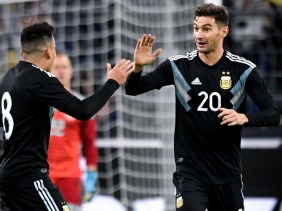 Argentina tuvo dos caras y logró remontar un 2-0 para empatar con Alemania en Dortmund