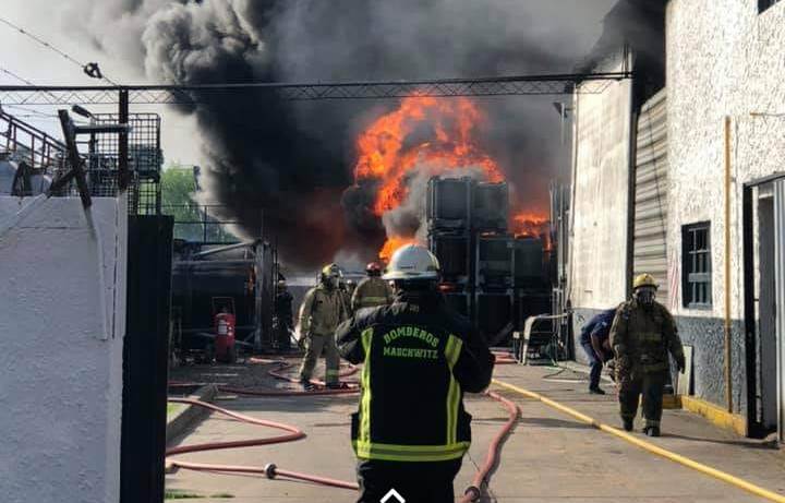 Importante incendio en una Fábrica de Benavidez