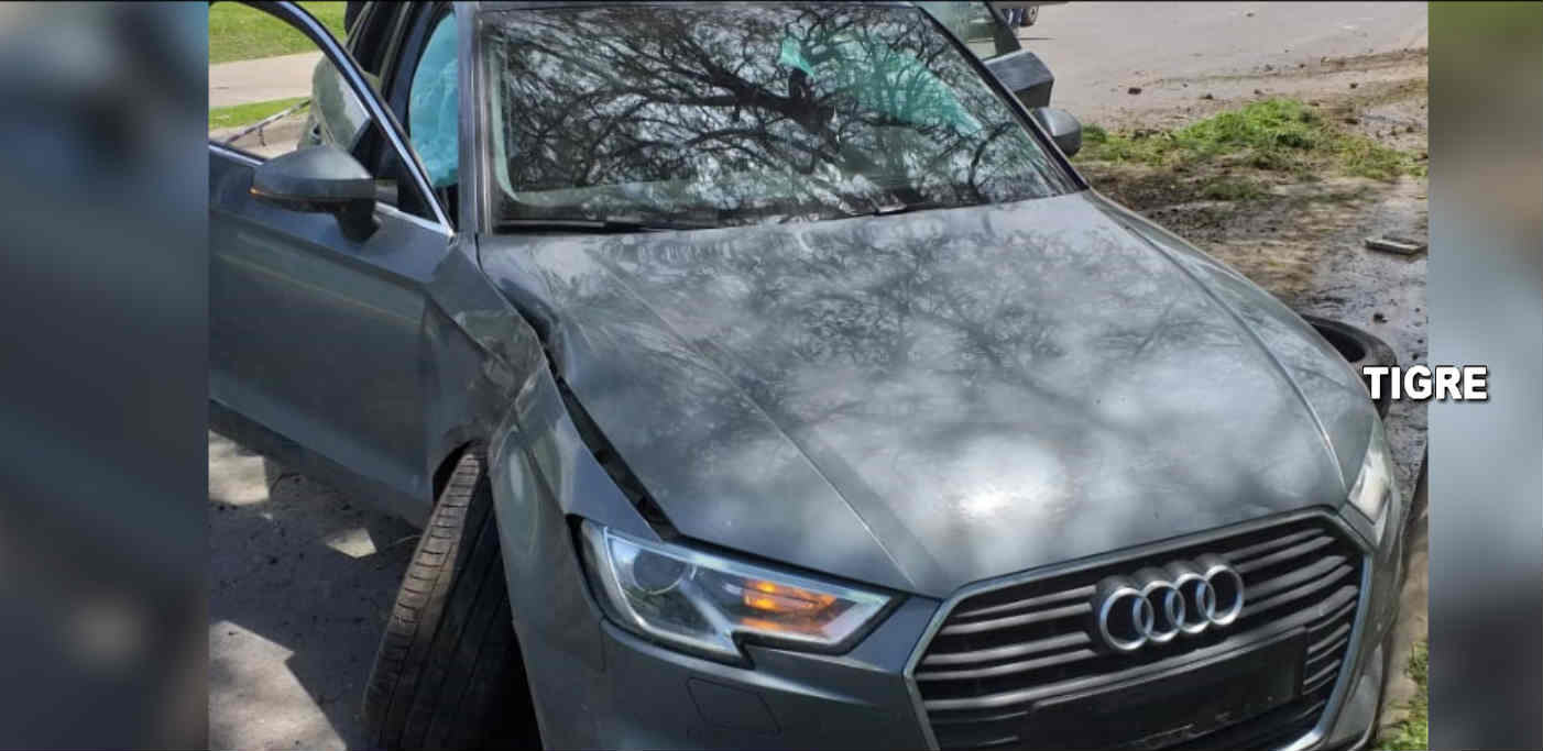 Impresionante persecución y vuelco y detención en Tigre