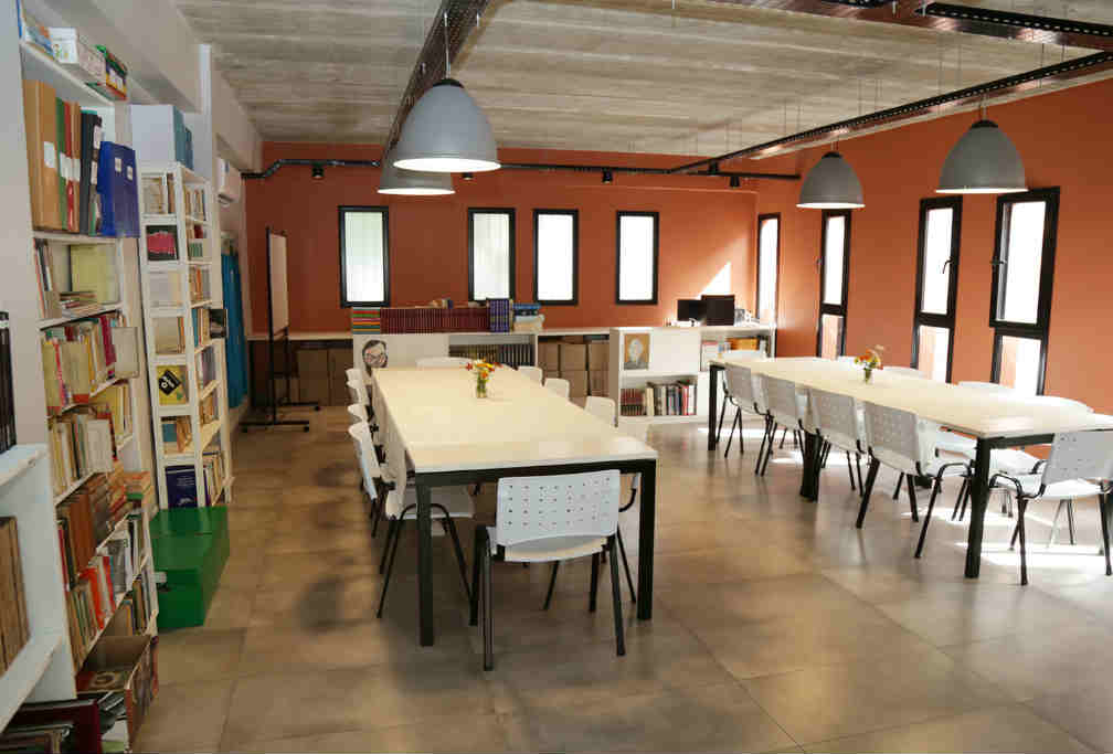 El intendente de Vicente López, Jorge Macri, recorrió la nueva Biblioteca Tecnológica Pública ubicada en el Instituto de Educación Integral de Munro (Almafuerte 4600), en el marco de una obra que surge como resultado del Presupuesto Participativo.  
