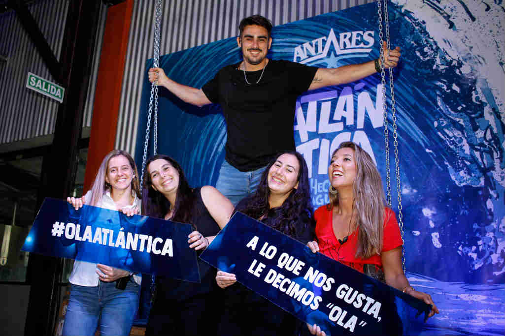 Antares presenta Atlántica, la primera cerveza argentina elaborada a partir de agua de mar. Estará disponible en todos los locales del país desde el jueves 28 de noviembre. 
