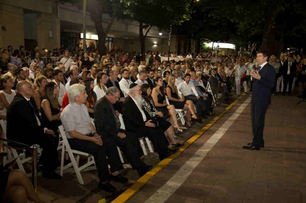 Gustavo Posse asumió un nuevo periodo como intendente de San Isidro