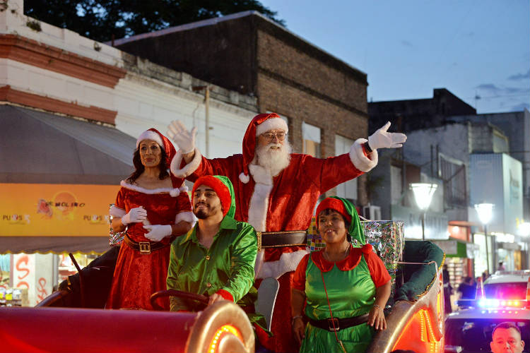 Llegan a San Fernando los Desfiles de Navidad y Tu Foto con Papá Noel
