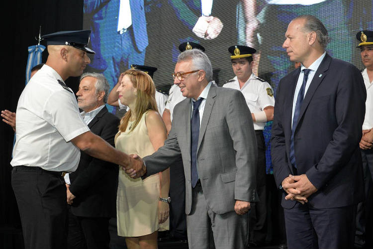 Tigre homenajeó a efectivos de la policía bonaerense por su labor en la protección de la comunidad