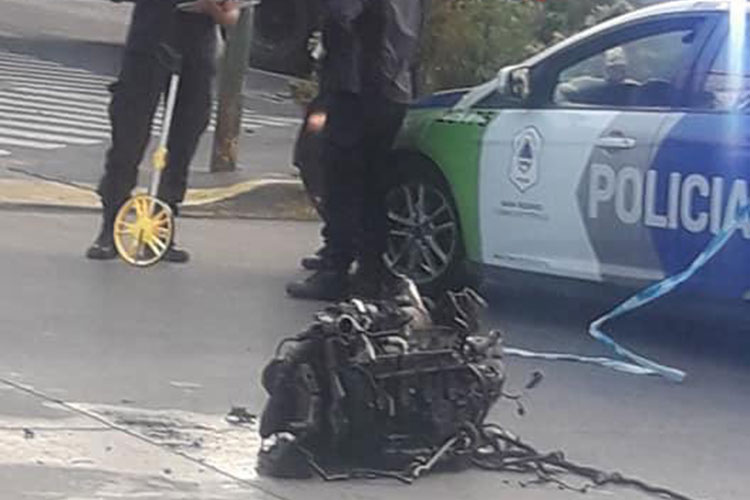 Motor que salió volando.