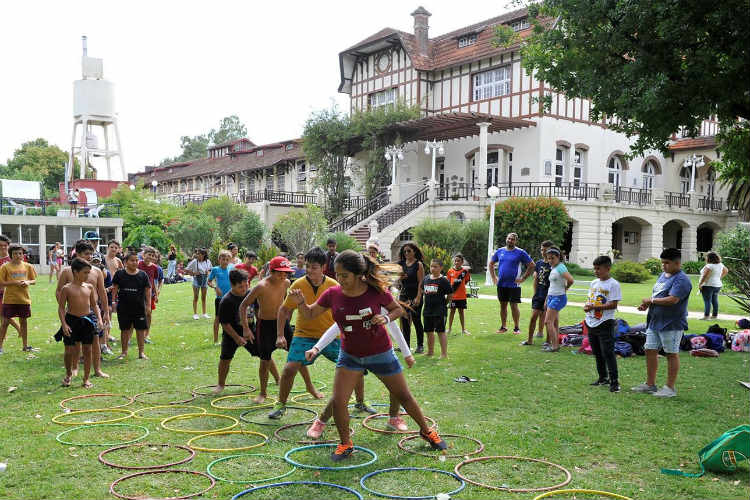 Las Escuelas Abiertas de Verano cerraron en Tigre con una jornada recreativa