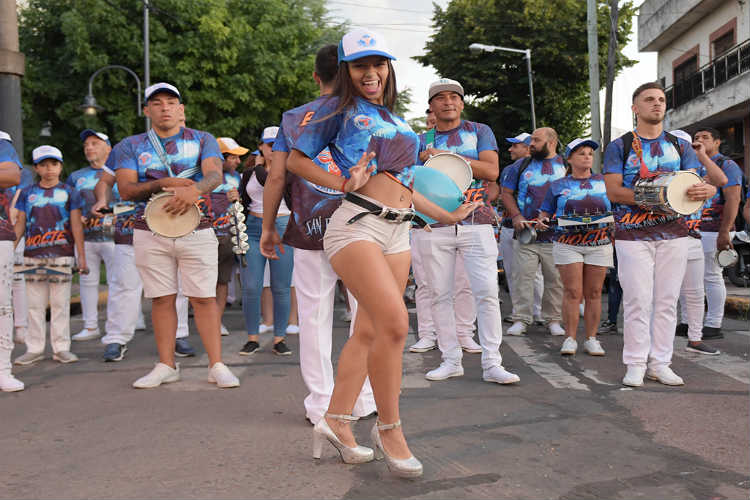 Unión Sanfernandina realizó un ensayo abierto preparándose para el Gran Corso Familiar 2020