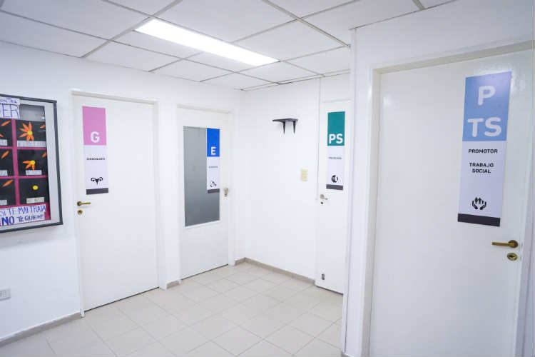 El intendente de Vicente López, Jorge Macri, recorrió esta mañana la UAP “Blanca Acosta” de Florida Oeste, que fue renovada junto a otras 5 unidades dentro del marco de la Red Pública AMBA.